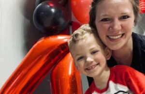 Απίστευτος 4χρονος έσωσε τη ζωή της μαμάς του, όταν εκείνη έπαθε σηπτικό σοκ! Απίστευτος-4χρονος-έσωσε-τη-ζωή-της-μαμάς-του,-όταν-εκείνη-έπαθε-σηπτικό-σοκ!