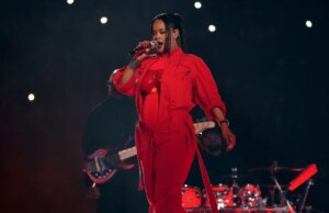 Η Rihanna έγκυος ξανά: Περιμένει δεύτερο παιδί- Αποκάλυψε την κοιλιά στο Super Bowl 2023 Η-rihanna-έγκυος-ξανά:-Περιμένει-δεύτερο-παιδί-Αποκάλυψε-την-κοιλιά-στο-super-bowl-2023
