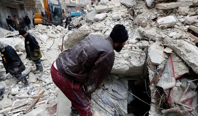 Συρία:-Γέννησε-κάτω-από-τα-χαλάσματα-–-Η-ίδια-πέθανε,-το-μωρό-σώθηκε