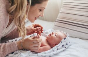 Μωρό: Γιατί είναι σημαντικό να του μιλάμε Μωρό:-Γιατί-είναι-σημαντικό-να-του-μιλάμε