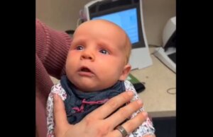 Η συγκινητική στιγμή που μωράκι ακούει για πρώτη φορά τη φωνή της μαμάς του Η-συγκινητική-στιγμή-που-μωράκι-ακούει-για-πρώτη-φορά-τη-φωνή-της-μαμάς-του