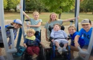 10χρονοι έκαναν τα αδύνατα δυνατά και έφτιαξαν παιδική χαρά για τους ΑμεΑ συμμαθητές τους! 10χρονοι-έκαναν-τα-αδύνατα-δυνατά-και-έφτιαξαν-παιδική-χαρά-για-τους-ΑμεΑ-συμμαθητές-τους!