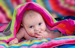 Χρώματα: Πώς επηρεάζουν τα μωρά Χρώματα:-Πώς-επηρεάζουν-τα-μωρά