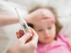 Πώς αντιμετωπίζουμε τον πυρετό των παιδιών; Πώς-να-ρίξετε-τον-πυρετό-στα-παιδιά-χωρίς-αντιπυρετικά