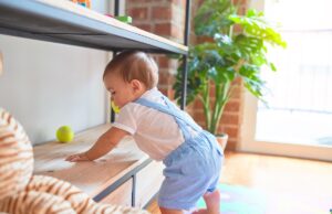 Δέκα σημαντικά κινητικά ορόσημα για μικρά παιδιά Δέκα-σημαντικά-κινητικά-ορόσημα-για-μικρά-παιδιά