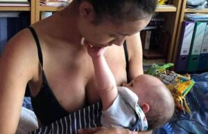 «Αυτός είναι ο λόγος που τα μωρά βάζουν τα δαχτυλάκια τους στο στόμα της μαμάς τους ενώ θηλάζουν» «Αυτός-είναι-ο-λόγος-που-τα-μωρά-βάζουν-τα-δαχτυλάκια-τους-στο-στόμα-της-μαμάς-τους-ενώ-θηλάζουν»