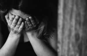 Κρατούσε την οχτάχρονη κόρη της κλειδωμένη από έξι μηνών Κρατούσε-την-οχτάχρονη-κόρη-της-κλειδωμένη-από-έξι-μηνών