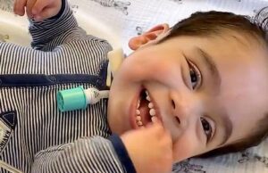 3χρονος που πέρασε όλη του τη ζωή στο νοσοκομείο, πάει για πρώτη φορά σπίτι του! 3χρονος-που-πέρασε-όλη-του-τη-ζωή-στο-νοσοκομείο,-πάει-για-πρώτη-φορά-σπίτι-του!