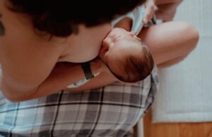 Μικροπλαστικά εντοπίστηκαν για πρώτη φορά σε μητρικό γάλα Μικροπλαστικά-εντοπίστηκαν-για-πρώτη-φορά-σε-μητρικό-γάλα