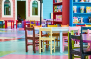 Διοικητικά προβλήματα στα νηπιαγωγεία. «Έκοψαν 116 σχολικούς βοηθούς» Διοικητικά-προβλήματα-στα-νηπιαγωγεία.-«Έκοψαν-116-σχολικούς-βοηθούς»