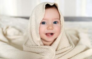 Μωρά: Γιατί τρίζουν τα δόντια τους; Μωρά:-Γιατί-τρίζουν-τα-δόντια-τους;