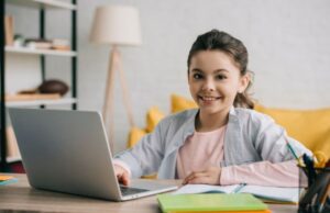 Ασφάλεια στο Διαδίκτυο: Ο δεκάλογος για μαθητές και γονείς ενόψει της νέας σχολικής χρονιάς Ασφάλεια-στο-Διαδίκτυο:-Ο-δεκάλογος-για-μαθητές-και-γονείς-ενόψει-της-νέας-σχολικής-χρονιάς