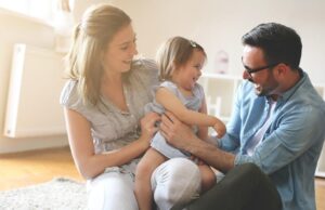 Όσα θέλει ένα παιδί από τους γονείς του για να είναι ευτυχισμένο Όσα-θέλει-ένα-παιδί-από-τους-γονείς-του-για-να-είναι-ευτυχισμένο