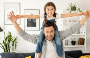 Πέντε αλήθειες για την ανατροφή κοριτσιών που πρέπει να γνωρίζουν οι μπαμπάδες Πέντε-αλήθειες-για-την-ανατροφή-κοριτσιών-που-πρέπει-να-γνωρίζουν-οι-μπαμπάδες