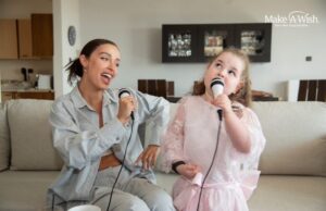 Η Ελένη Φουρέιρα εκπλήρωσε την ευχή της 8χρονης Ειρήνης με προβλήματα όρασης – Δείτε πόσο το διασκέδασαν Η-Ελένη-Φουρέιρα-εκπλήρωσε-την-ευχή-της-8χρονης-Ειρήνης-με-προβλήματα-όρασης-–-Δείτε-πόσο-το-διασκέδασαν