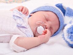 Επικίνδυνη χημική ουσία σε πιπίλες – Ανησυχία για τα βρέφη Πιπίλα-και-βρέφη-Πλεονεκτήματα-και-μειονεκτήματα-Τι-πρέπει-οι-γονείς-να-ξέρουν.