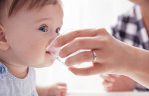 Επαρκής ενυδάτωση του μωρού το καλοκαίρι: Συμβουλές για γονείς Επαρκής-ενυδάτωση-του-μωρού-το-καλοκαίρι:-Συμβουλές-για-γονείς