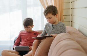 Ασφάλεια στο διαδίκτυο: Εκπαιδευτικό πακέτο για παιδιά προδημοτικής και δημοτικής Ασφάλεια-στο-διαδίκτυο:-Εκπαιδευτικό-πακέτο-για-παιδιά-προδημοτικής-και-δημοτικής