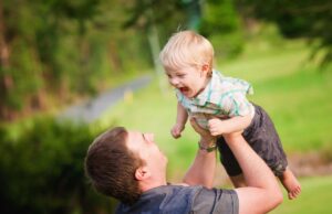Ποιες πέντε τοξικές εκφράσεις δεν πρέπει ποτέ να ξεστομίσουν οι γονείς, σύμφωνα με τους παιδοψυχολόγους Ποιες-πέντε-τοξικές-εκφράσεις-δεν-πρέπει-ποτέ-να-ξεστομίσουν-οι-γονείς,-σύμφωνα-με-τους-παιδοψυχολόγους