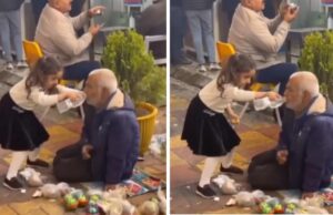 Η επιτομή της καλοσύνης: κοριτσάκι βοηθάει άστεγο παππούλη να πιει νερό Η-επιτομή-της-καλοσύνης:-κοριτσάκι-βοηθάει-άστεγο-παππούλη-να-πιει-νερό