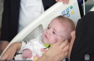 Συγκίνηση στην Τουρκία: Βρέφος 3,5 μηνών επανενώθηκε με τη μητέρα της 54 ημέρες μετά του φονικούς σεισμούς Συγκίνηση-στην-Τουρκία:-Βρέφος-3,5-μηνών-επανενώθηκε-με-τη-μητέρα-της-54-ημέρες-μετά-του-φονικούς-σεισμούς