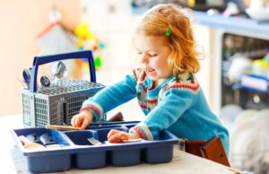 Δραστηριότητες για μωρό 12 μηνών – Ενισχύουν την ανάπτυξη Δραστηριότητες-για-μωρό-12-μηνών-–-Ενισχύουν-την-ανάπτυξη