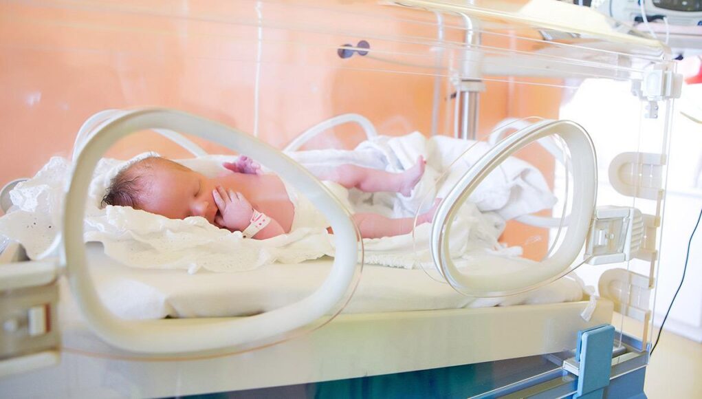 Προωρότητα, ο ρόλος της κοινωνίας και η στήριξη στους γονείς