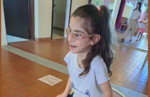 Ξέσπασμα γονέων παιδιών με αναπηρία: Τι καταγγέλει η μητέρα της μικρής Στυλιανής