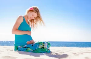 Εγκυμοσύνη και παραλία: Τι να προσέξετε