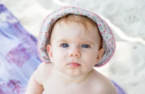 Πώς θα προστατέψετε το μωρό σας από τη ζέστη