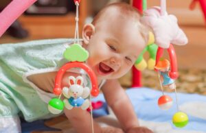 Παιδίατρος: «μη συγκρίνετε την ανάπτυξη του μωρού σας με των άλλων παιδιών»