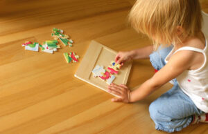 Παζλ: για το καλοκαίρι κι όχι μόνο, μια δραστηριότητα-παιχνίδι με πολλά σημαντικά οφέλη για την ανάπτυξη των παιδιών