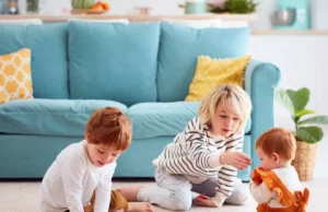 Κατάποση καυστικού υγρού και ξένων σωμάτων: Τι να κάνετε για να σώσετε το παιδί