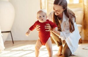 Παιδίατρος: «αφήστε τα παιδιά να μεγαλώσουν με τον δικό τους ρυθμό»