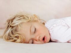 Πώς η σταθερή ώρα ύπνου επηρεάζει τη συμπεριφορά των παιδιών