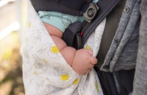 Ηλεία: Τουρίστες άφησαν το παιδί τους στο αυτοκίνητο και πήγαν για ψώνια