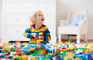 Παιδιά: Τι τους μαθαίνει τo ανοιχτού τύπου παιχνίδι;