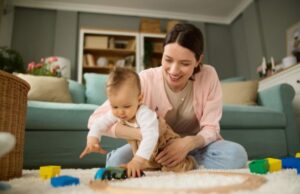 Μωρό: Γιατί είναι τόσο σημαντικό να παίζουμε μαζί του;