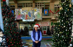 Ένα σχολείο ολόκληρο Χριστουγεννιάτικο χωριό!