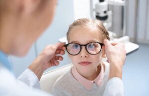 Παιδί: Μήπως χρειάζεται γυαλιά;