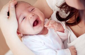 «4 πολύτιμα μαθήματα που πήρα όταν αρρώστησε 1η φορά το μωρό μου»