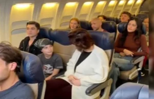 Η συγκλονιστική στιγμή που πιλότος ανακοινώνει σε 10χρονο ότι νίκησε στη μάχη με τον καρκίνο