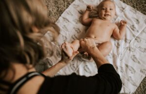 Το βρεφικό μασάζ μπορεί να υποστηρίξει την ψυχική υγεία των μητέρων, σύμφωνα με μελέτη