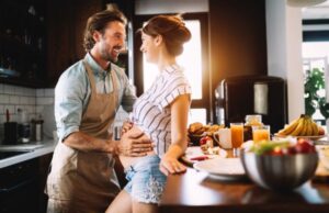 Μπαμπάς: Πώς να υποστηρίξετε τη σύντροφό σας στην εγκυμοσύνη