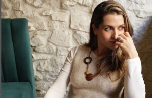 Έγκυος πρωταγωνιστήρια σε Κυπριακή σειρά