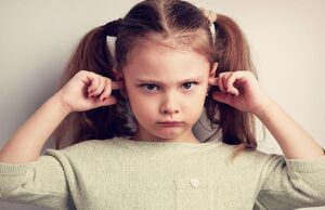 Η τέχνη του να κάνεις ένα μικρό παιδί να σε ακούσει πραγματικά!