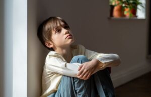 Γονείς: Πώς η πίεση βλάπτει την ψυχική υγεία του παιδιού