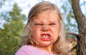 6 πολύ ενοχλητικές συμπεριφορές των παιδιών που δείχνουν ότι είναι πανέξυπνα