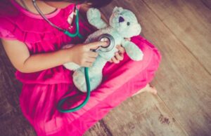 Γιατί τα μικρά παιδιά δεν αποχωρίζονται κάποια παιχνίδια;