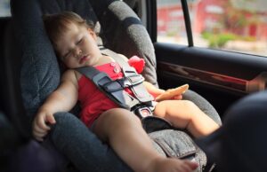 Σύνδρομο Ξεχασμένου Παιδιού: Ο σιωπηλός κίνδυνος στο πίσω κάθισμα